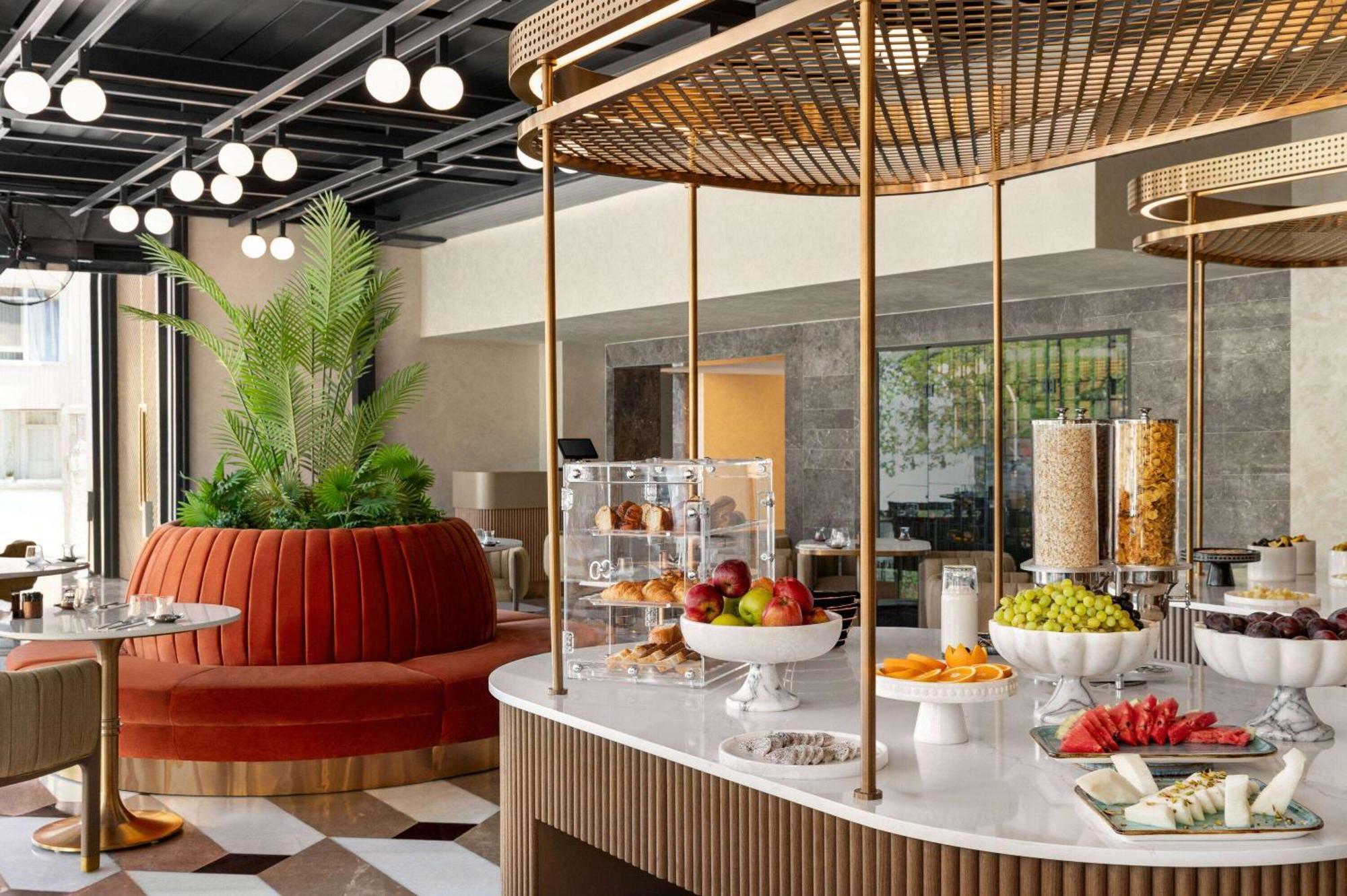 מלון Boreas Hotel, Trademark Collection By Wyndham 4*