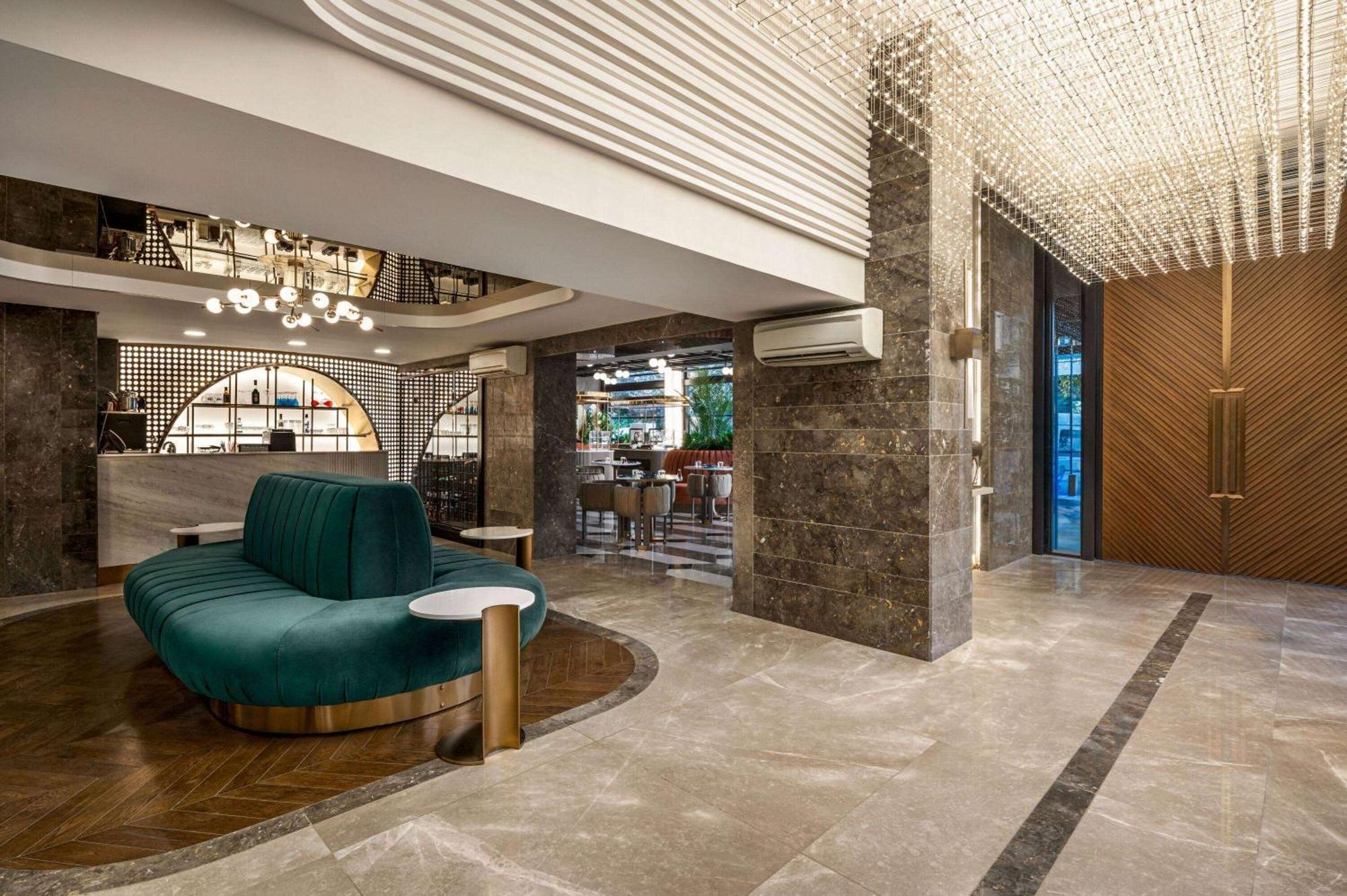 Boreas Hotel, Trademark Collection By Wyndham 4*