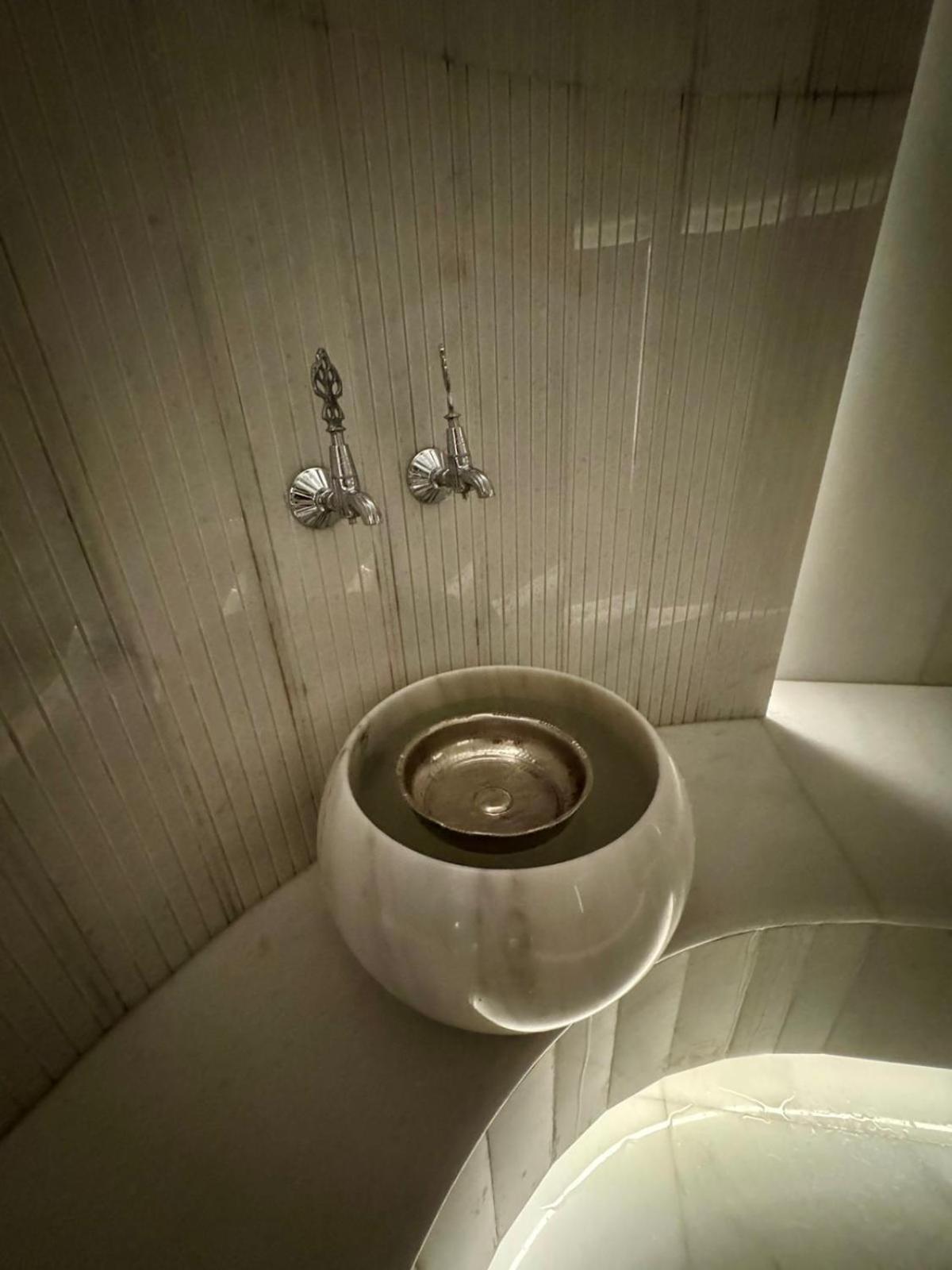 מלון Boreas Hotel, Trademark Collection By Wyndham 4*